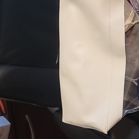 Ed Hardy Butterfly Tote - Picture 4 of 5